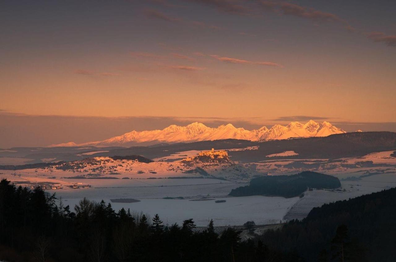 Apartmán Ala Spišská Nová Ves Esterno foto