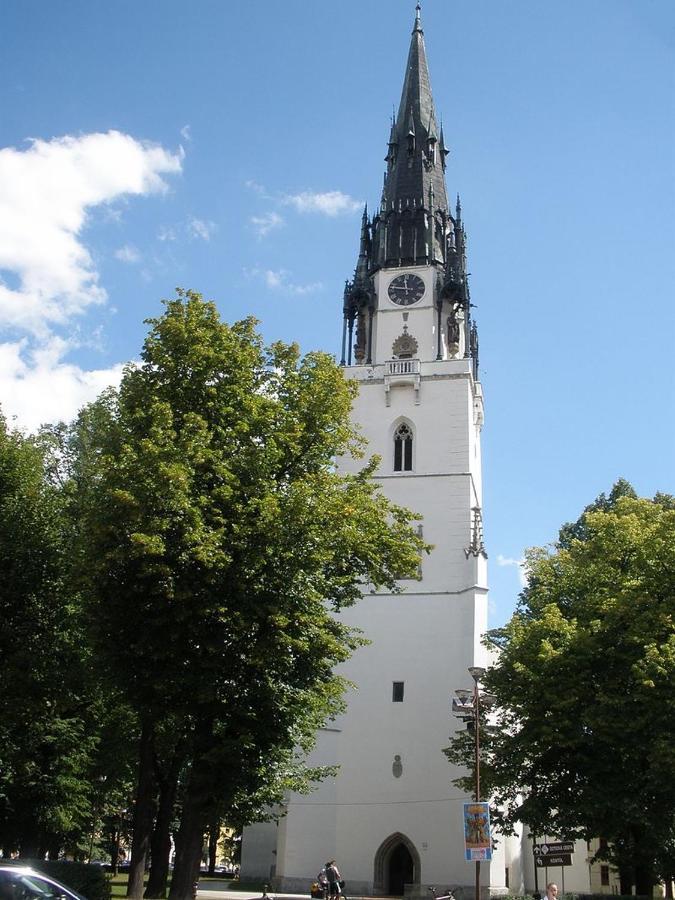 Apartmán Ala Spišská Nová Ves Esterno foto